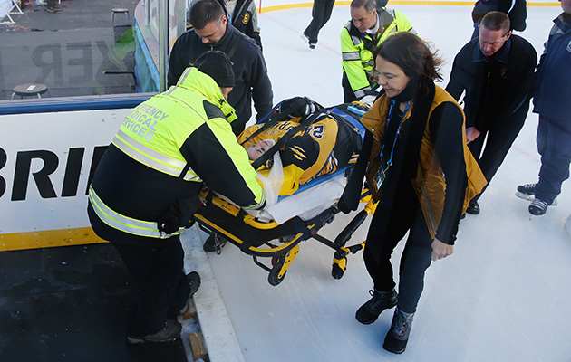 denna-laing-injury-winter-classic.jpg